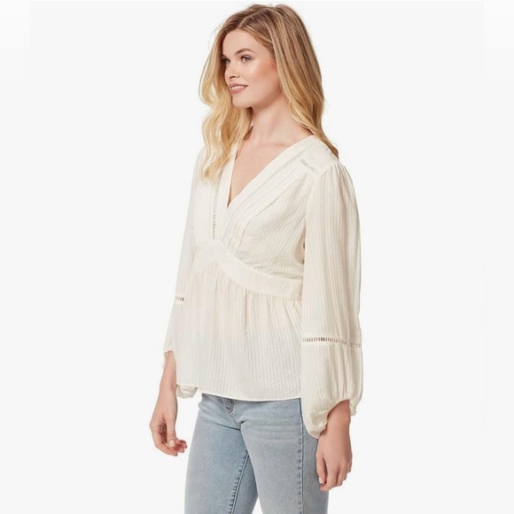JESSICA SIMPSON | ✨NEW✨ Long Sleeve White Pleated Peplum Blouse in Gardenia - Picture 2 of 8